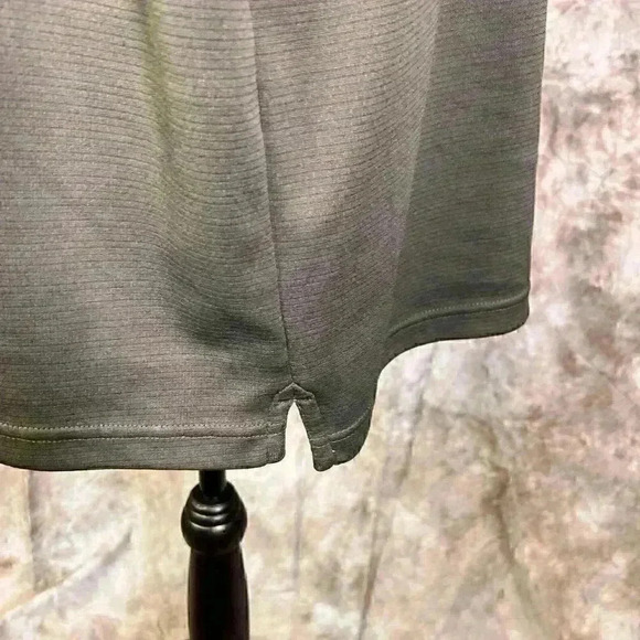 Under Armour Men's XXL Short Sleeve Polo/Golf Shirt collared  closure Grey/gray - Picture 3 of 10